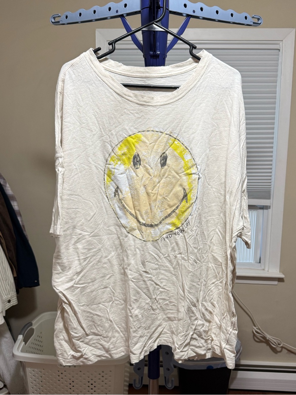 AERIE Size XXL Smiley Graphic White Women’s Short Sleeve Tee